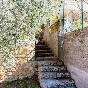  Appartamento Con Giardino